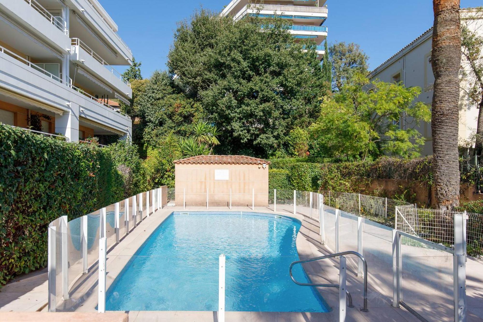 Apartamento Palmier Calme, 2 Chambres, 2 Salle De Bains, 2 Wc, Clim, Parking *